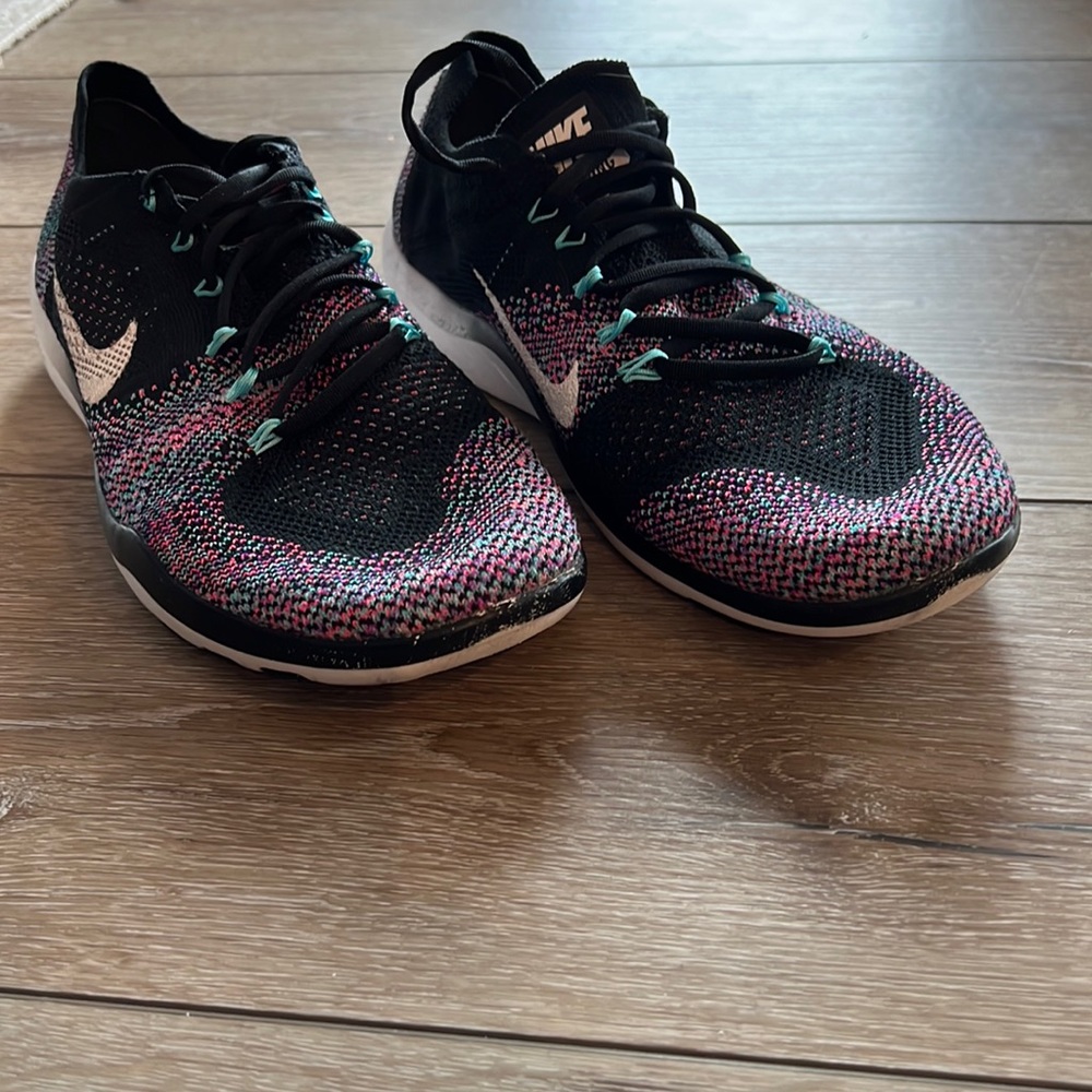Nike women’s training shoe size 9